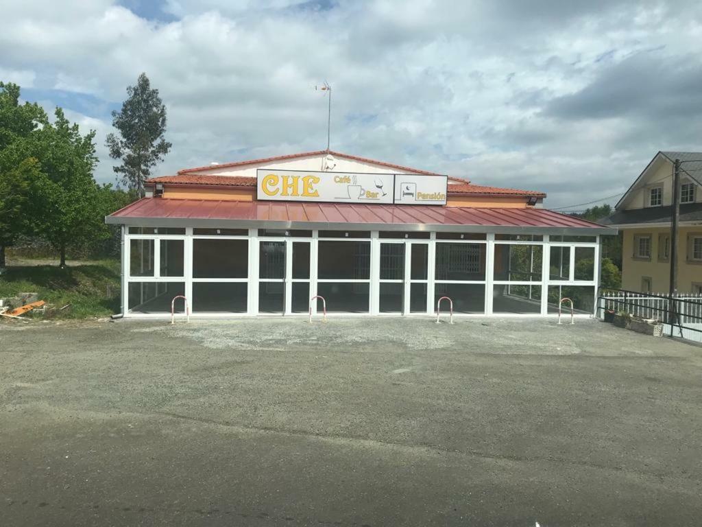 Pensión CHE O Pedrouzo Exterior foto